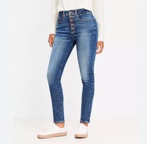 LOFT Women's High Rise Button Fly Curvy Ankle Jeans 33